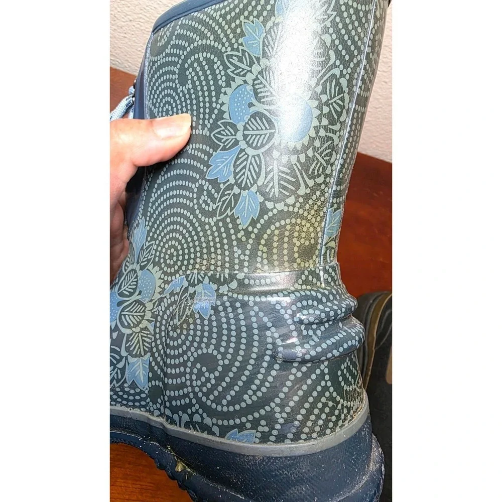 Bogs Women's Waterproof Lace-Up Rain Boots With Floral Pattern‎ Size 8
